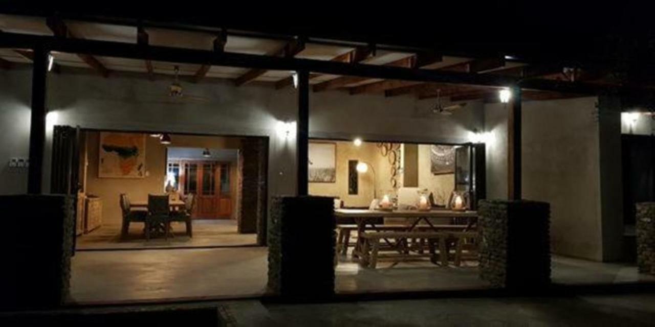Dream Of Africa Bush Lodge Marloth Park Extérieur photo