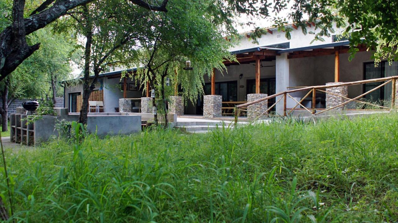 Dream Of Africa Bush Lodge Marloth Park Extérieur photo